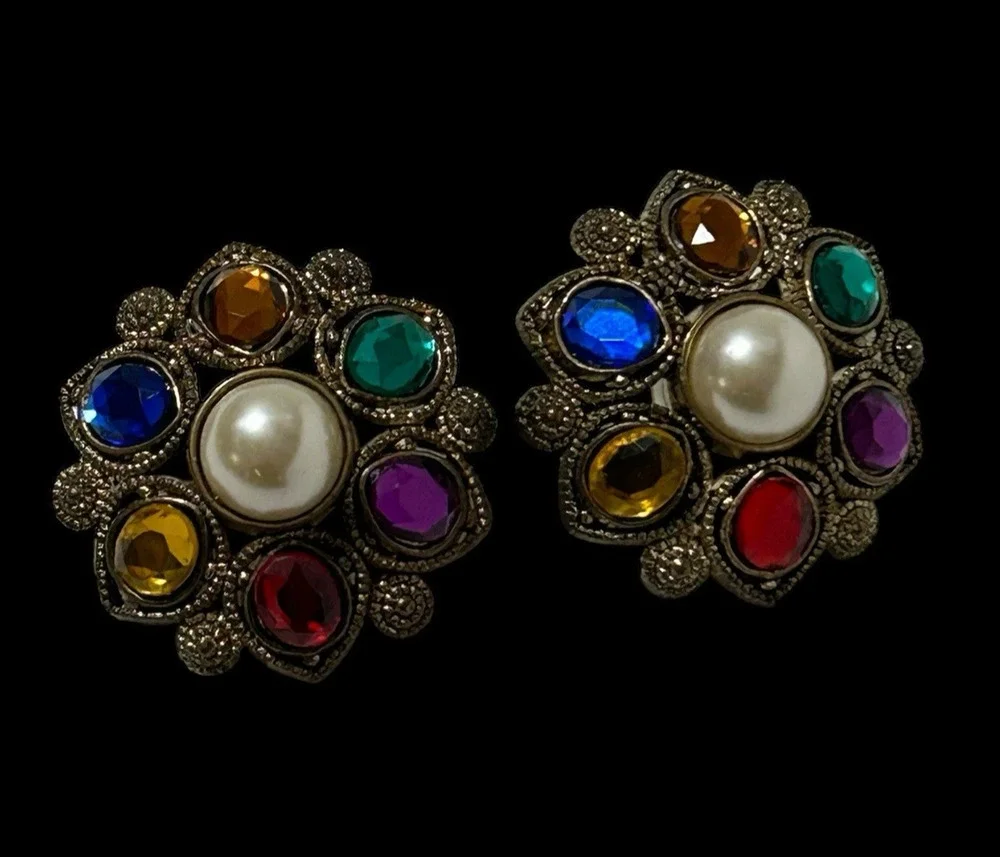 ANTIQUE ROUND MULTI COLOR STONES PIERCED EARRINGS Colorful Multicolor Stones